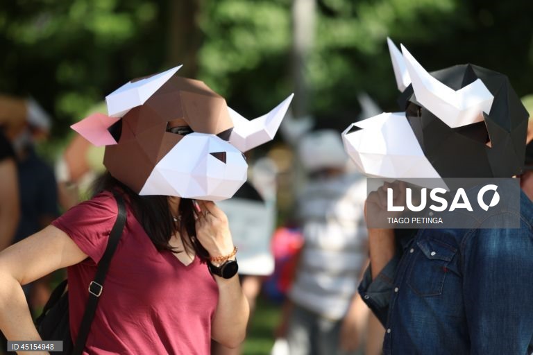 Marcha do Dia Internacional da Consciencialização contra o Transporte de Animais Vivos