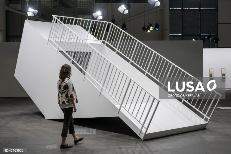 Suiça: Salão internacional de arte Art Basel 2025