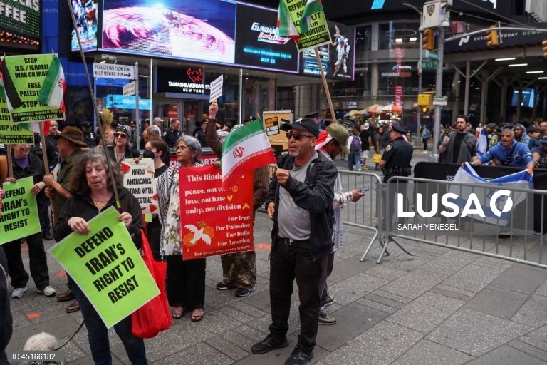 EUA: Judeus ultra-ortodoxos protestam em Nova Iorque contra o ataque de Israel ao Irão