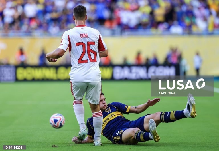 O Benfica estreou-se na segunda-feira com um empate a dois face aos argentinos do Boca Juniors no renovado Mundial de clubes de futebol, em encontro da primeira jornada do Grupo C, disputado em Miami Gardens, nos Estados Unidos.