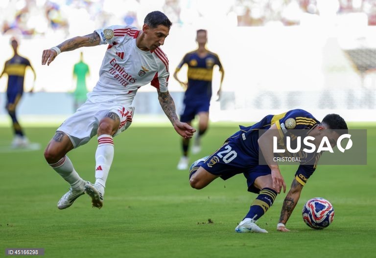 O Benfica estreou-se na segunda-feira com um empate a dois face aos argentinos do Boca Juniors no renovado Mundial de clubes de futebol, em encontro da primeira jornada do Grupo C, disputado em Miami Gardens, nos Estados Unidos.
