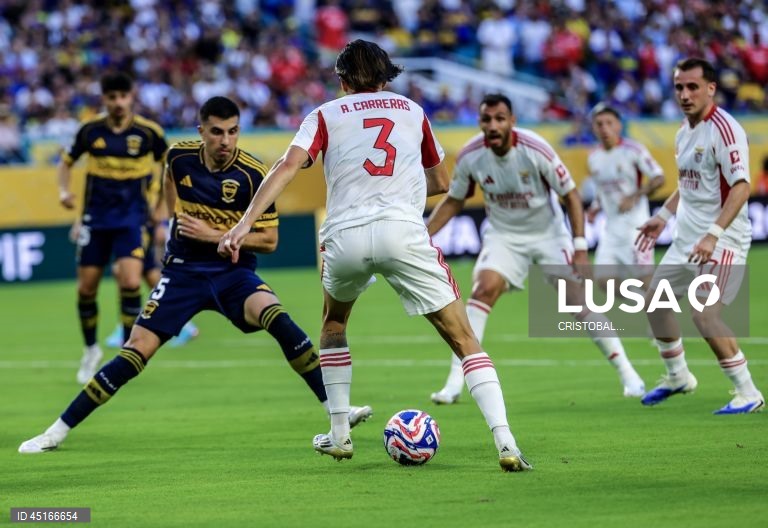 O Benfica estreou-se na segunda-feira com um empate a dois face aos argentinos do Boca Juniors no renovado Mundial de clubes de futebol, em encontro da primeira jornada do Grupo C, disputado em Miami Gardens, nos Estados Unidos.