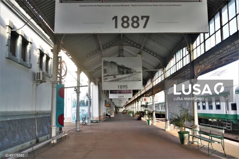 Museu dos Caminhos de Ferro de Moçambique, Maputo, Moçambique, 21 de maio de 2025. Há mais de cem anos que a emblemática Estação Central de Maputo marca o ritmo da capital moçambicana, mas o futuro passa cada vez mais por ser museu, menos por sítio onde apenas se apanha o comboio. (ACOMPANHA TEXTO DA LUSA DE 19-06-2025) LUÍSA NHANTUMBO/LUSA