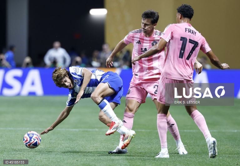 FC Porto complicou hoje o apuramento para os ‘oitavos’ do Mundial de clubes de futebol, ao perder por 2-1 com os norte-americanos do Inter Miami, na segunda jornada do Grupo A, em Atlanta, nos Estados Unidos.