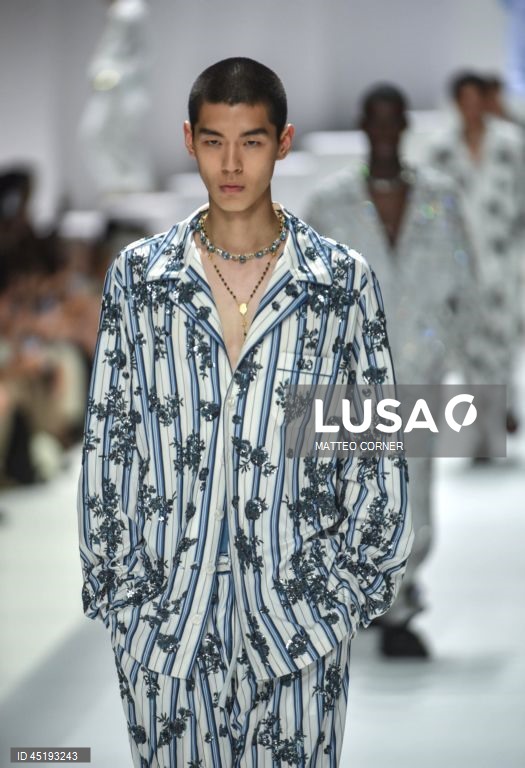 Milão: Desfile da moda Dolce & Gabbana