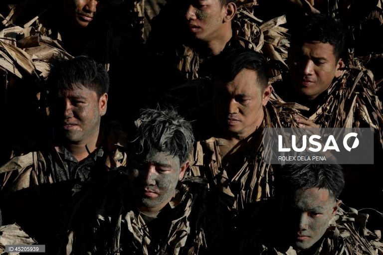 Filipinas: O Festival do Povo da Lama marca o dia da festa de São João Batista