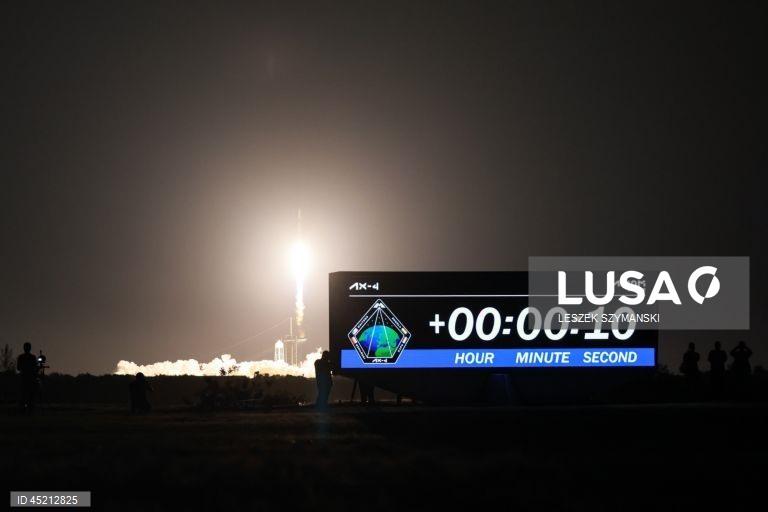 Missão Axiom-4 com 4 astronautas para a Estação Espacial Internacional