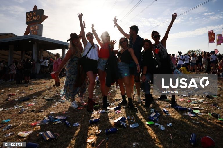 Inglaterra: Glastonbury Festival 2025