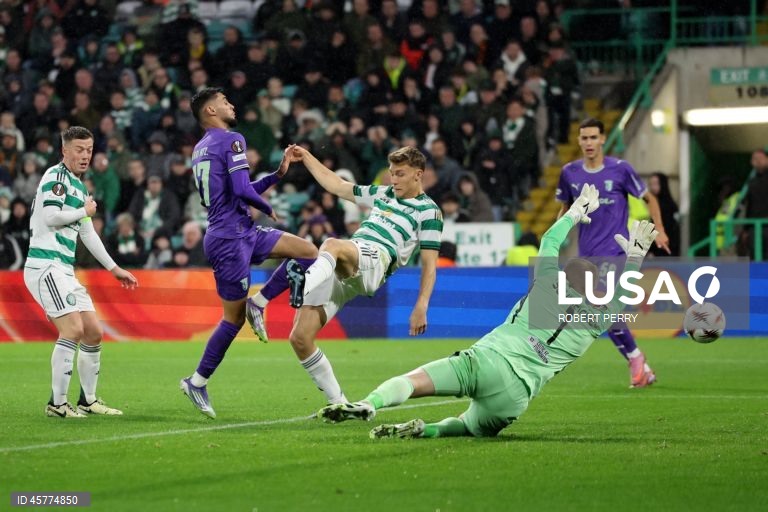 O Sporting de Braga venceu hoje o Celtic, por 2-0, em jogo da segunda jornada da fase de liga da Liga Europa de futebol, disputado em Glasgow.