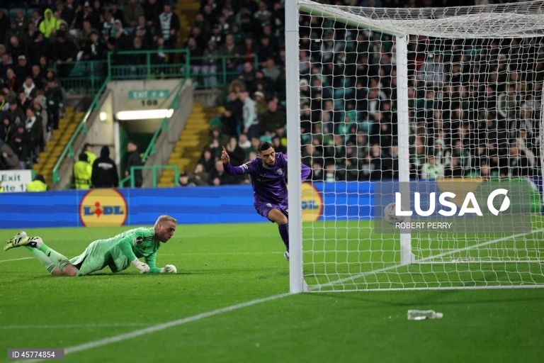 O Sporting de Braga venceu hoje o Celtic, por 2-0, em jogo da segunda jornada da fase de liga da Liga Europa de futebol, disputado em Glasgow.