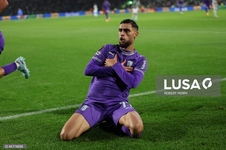 O Sporting de Braga venceu hoje o Celtic, por 2-0, em jogo da segunda jornada da fase de liga da Liga Europa de futebol, disputado em Glasgow.