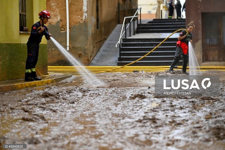 Espanha: Rescaldo das inundações na Catalunha