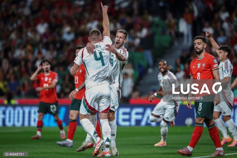 Portugal empatou 2-2 com a Hungria, na quarta jornada do Grupo F de qualificação europeia, e adiou a possibilidade de se apurar já hoje para a fase final do Mundial de futebol de 2026.