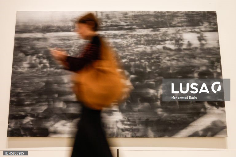 França: Exposição de Gerhard Richter na Fundação Louis Vuitton, em Paris