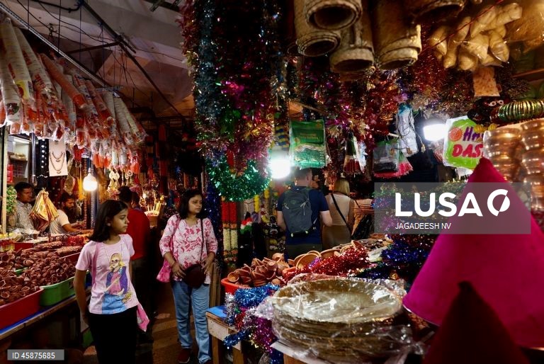 Bangalore: Preparações para o festival Diwali.