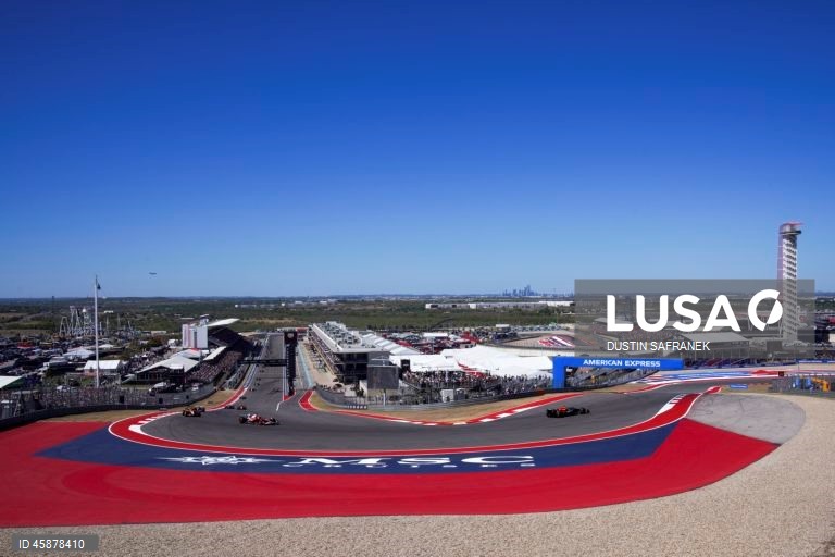 O piloto neerlandês Max Verstappen (Red Bull) venceu hoje o Grande Prémio dos Estados Unidos de Fórmula 1, 19.ª ronda da temporada, e recuperou pontos para os rivais.