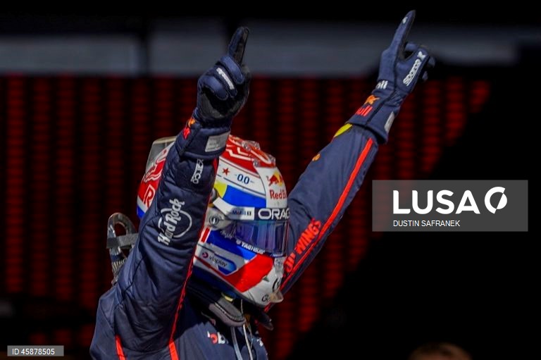 O piloto neerlandês Max Verstappen (Red Bull) venceu hoje o Grande Prémio dos Estados Unidos de Fórmula 1, 19.ª ronda da temporada, e recuperou pontos para os rivais.