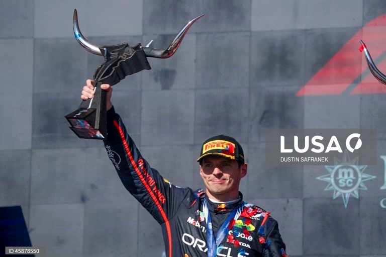O piloto neerlandês Max Verstappen (Red Bull) venceu hoje o Grande Prémio dos Estados Unidos de Fórmula 1, 19.ª ronda da temporada, e recuperou pontos para os rivais.