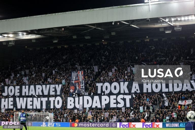 O Benfica foi hoje derrotado na visita aos ingleses do Newcastle, por 3-0, na terceira jornada da fase de liga da Liga dos Campeões de futebol, e continua sem pontuar na prova.