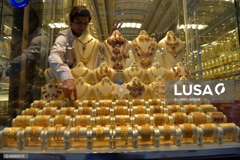 Paquistão: Ourives em Peshawar.
