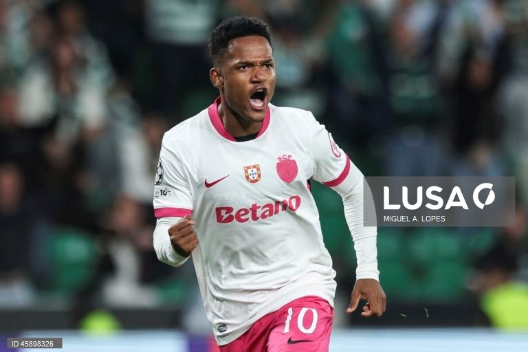 O Sporting venceu ao Marselha, por 2-1, na terceira jornada da fase de liga da Liga dos Campeões de futebol, numa partida em que os anfitriões deram a volta ao resultado com os franceses reduzidos a 10.
