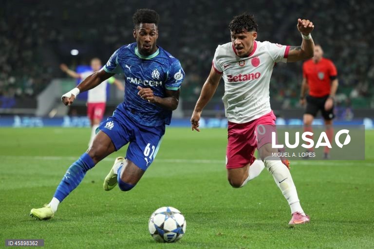 O Sporting venceu ao Marselha, por 2-1, na terceira jornada da fase de liga da Liga dos Campeões de futebol, numa partida em que os anfitriões deram a volta ao resultado com os franceses reduzidos a 10.
