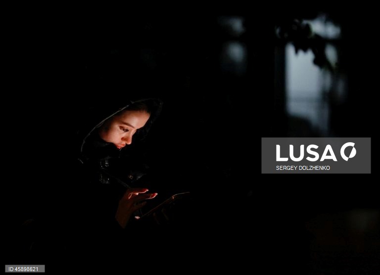 Ucrânia corta eletricidade após bombardeio russo na noite anterior
