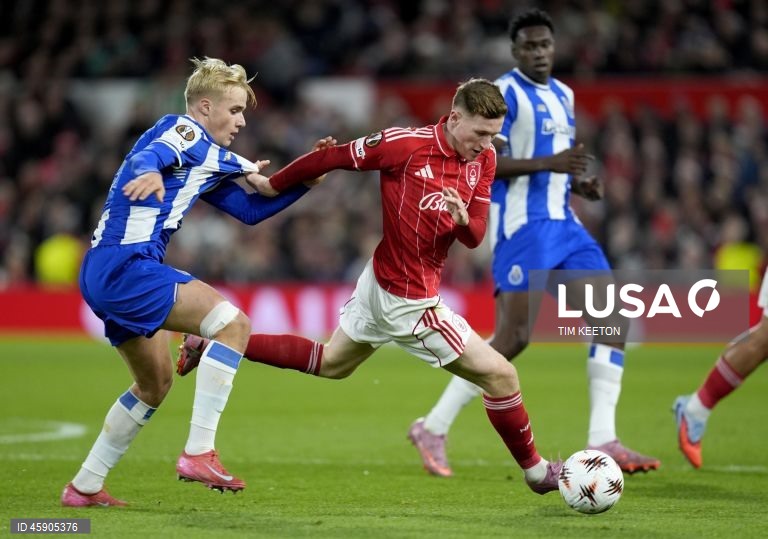  O FC Porto somou hoje a primeira derrota da época, ao perder por 2-0 no terreno dos ingleses do Nottingham Forest, em jogo da terceira jornada da fase de liga da Liga Europa de futebol.