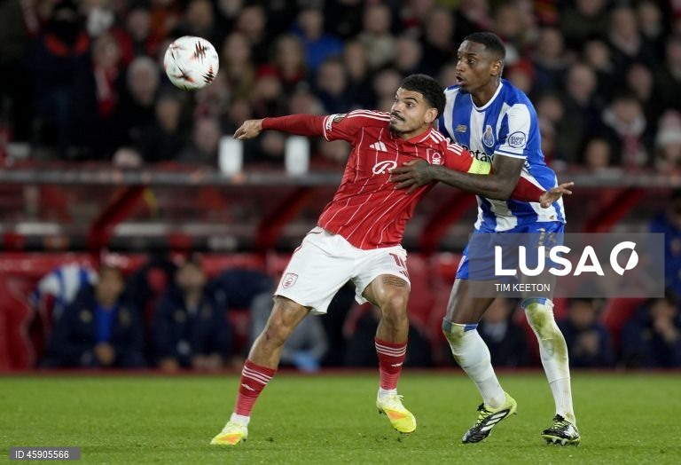  O FC Porto somou hoje a primeira derrota da época, ao perder por 2-0 no terreno dos ingleses do Nottingham Forest, em jogo da terceira jornada da fase de liga da Liga Europa de futebol.