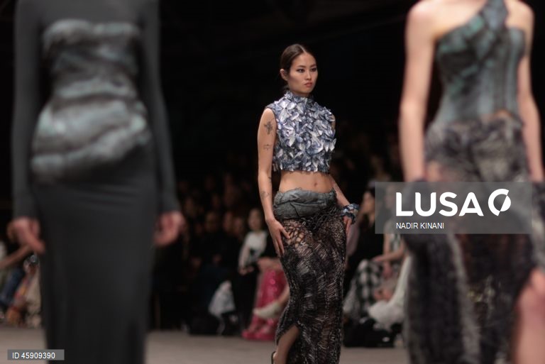 Semana da Moda de Melbourne 2025 - Coleções de alunos