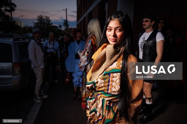 Semana da Moda de Melbourne 2025 - Coleções de alunos