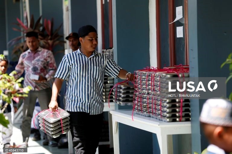 Indonésia: Programa alimentar escolar dá refeições a mais de 38 milhões de crianças