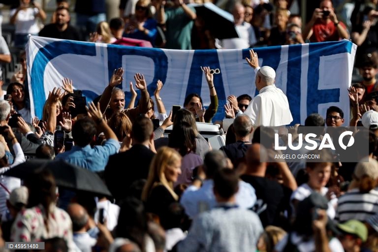 Itália: Papa Leão XIV com educadores para o Jubileu do Mundo da Educação.