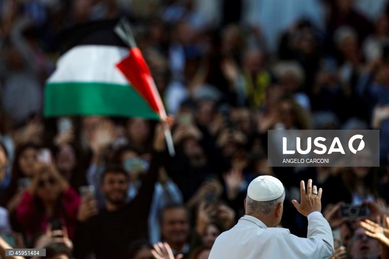 Itália: Papa Leão XIV com educadores para o Jubileu do Mundo da Educação.