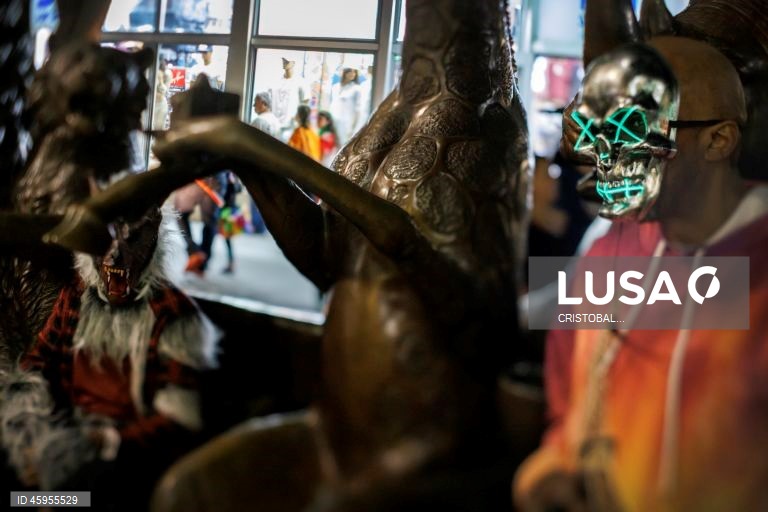 Festa de Halloween em Miami Beach 2025