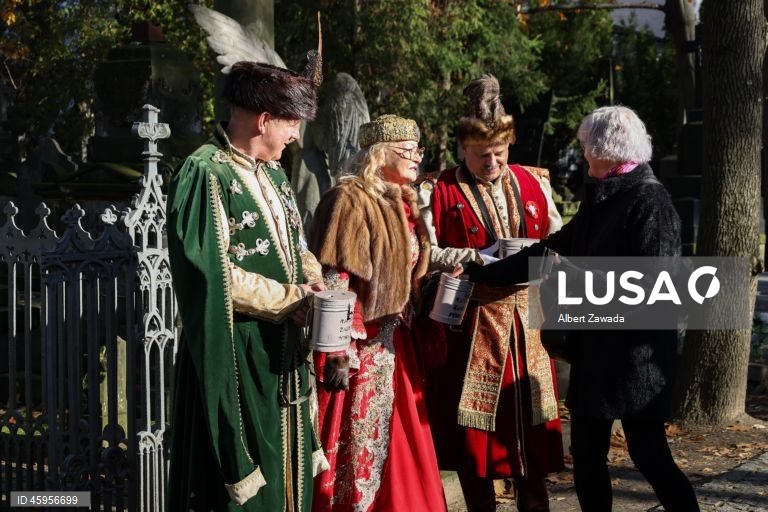 Dia de Todos os Santos na Polónia