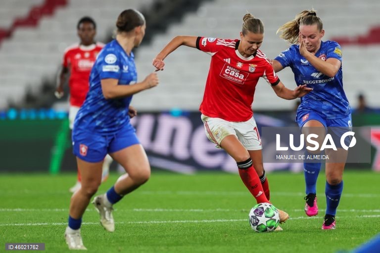 Futebol: Liga dos Campeões Feminina - Benfica vs Twente

