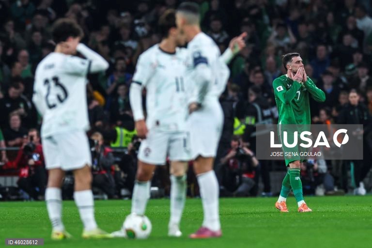 Futebol: Jogo de qualificação para o Mundial 2026 - República da Irlanda vs Portugal