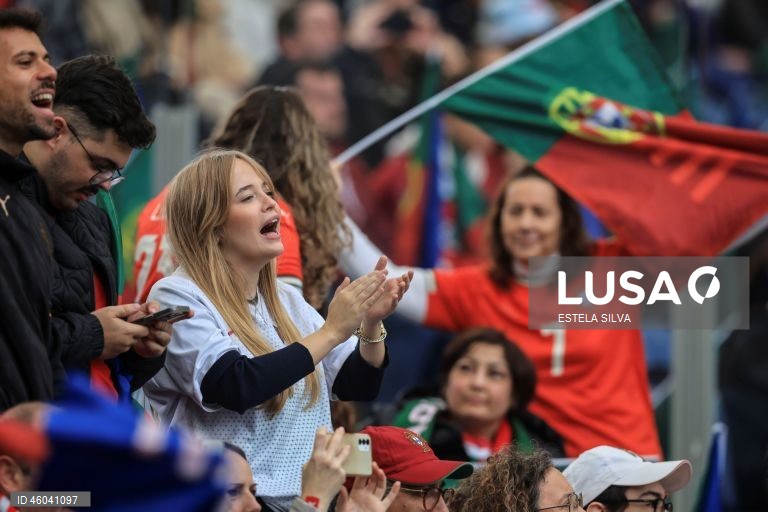 A seleção portuguesa de futebol assegurou hoje a nona presença num Campeonato do Mundo, ao golear por 9-1 a Arménia, na sexta e última jornada do Grupo F da qualificação europeia, no Estádio do Dragão, no Porto.
