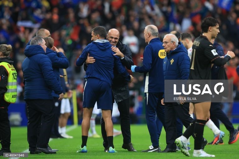 A seleção portuguesa de futebol assegurou hoje a nona presença num Campeonato do Mundo, ao golear por 9-1 a Arménia, na sexta e última jornada do Grupo F da qualificação europeia, no Estádio do Dragão, no Porto.