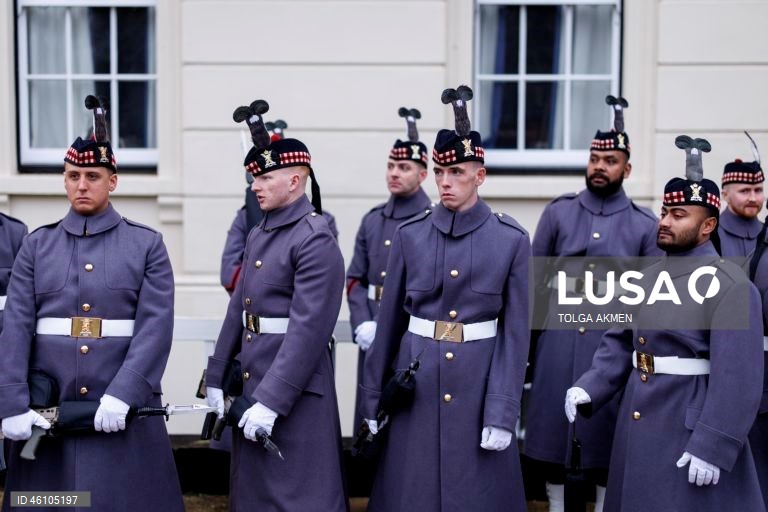 Empresa Balaklava pronta para assumir as funções cerimoniais da Guarda Real em Londres