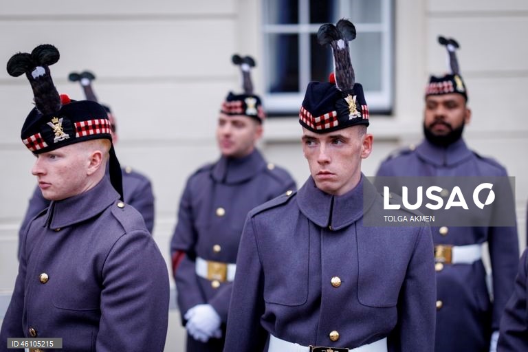 Empresa Balaklava pronta para assumir as funções cerimoniais da Guarda Real em Londres