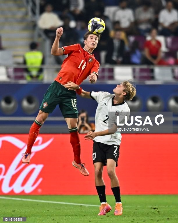 Portugal conquistou hoje o título mundial de futebol de sub-17, pela primeira vez, ao vencer a Áustria, por 1-0, em Doha, na final do Campeonato do Mundo.