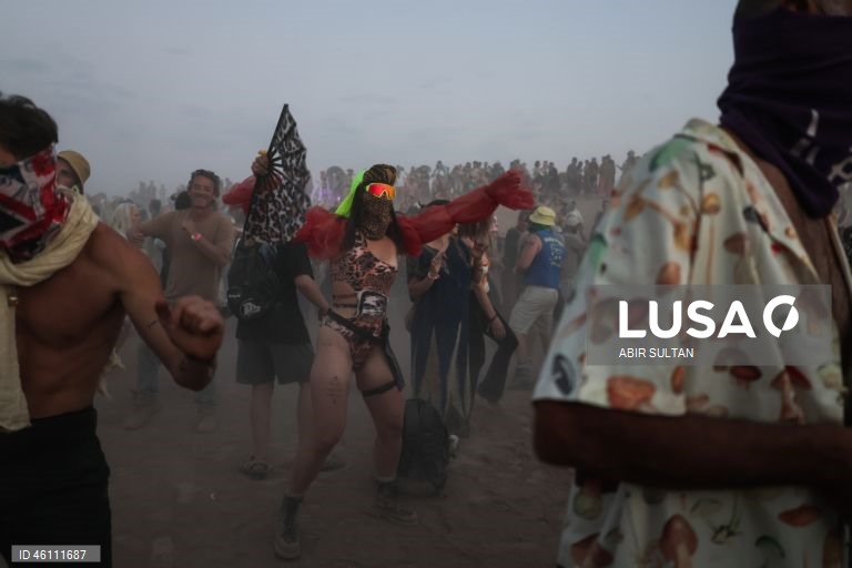 Israel: Festival Midburn no deserto do Negev