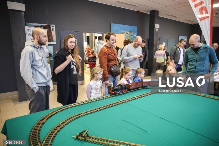 Exposição de miniaturas de comboios em Cracóvia, Polónia