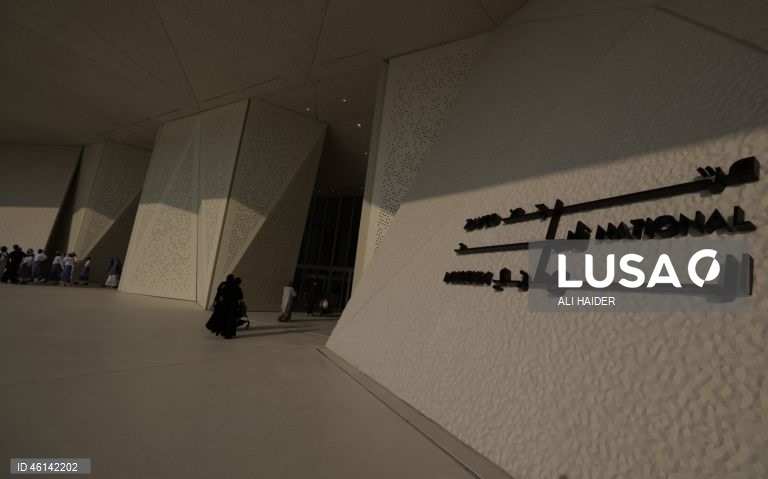 Abu Dhabi: Inauguração do Museu Nacional Zayed