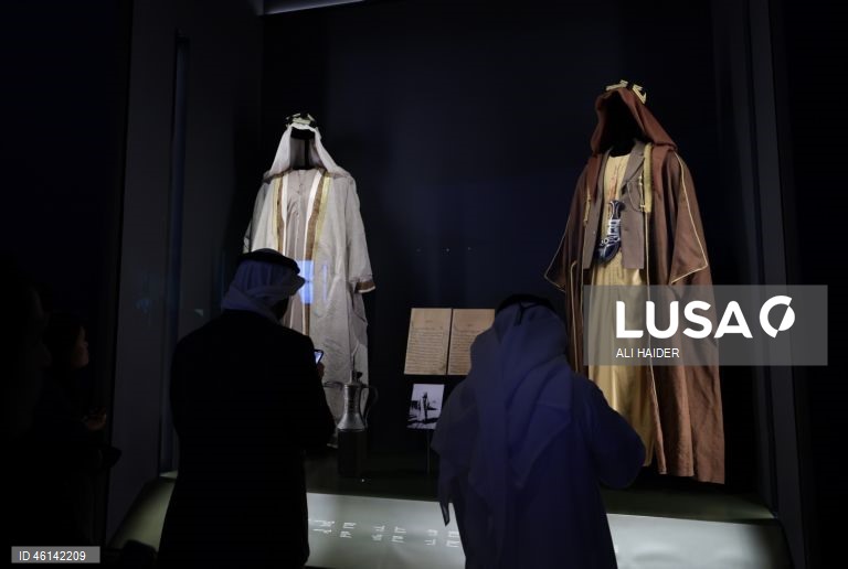 Abu Dhabi: Inauguração do Museu Nacional Zayed