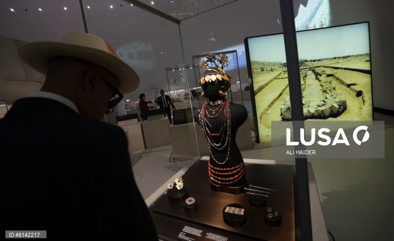 Abu Dhabi: Inauguração do Museu Nacional Zayed