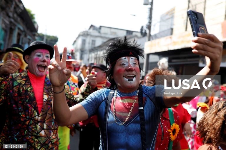 El Salvador: Desfile de palhaços em San Salvador