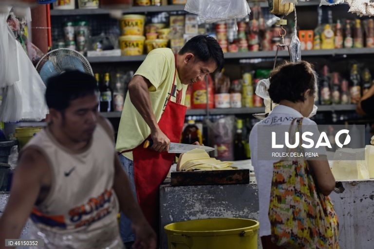 Filipinas: Mercado de rua em Quezon City